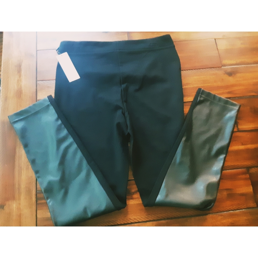 🌺CALVIN Klein faux leather leggings - Picture 6 of 7